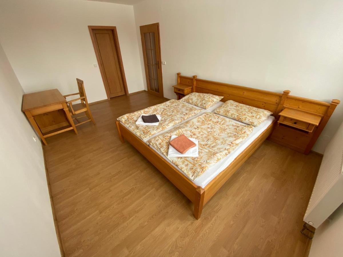 Hotel Zlaty Chlum Česká Ves Екстериор снимка