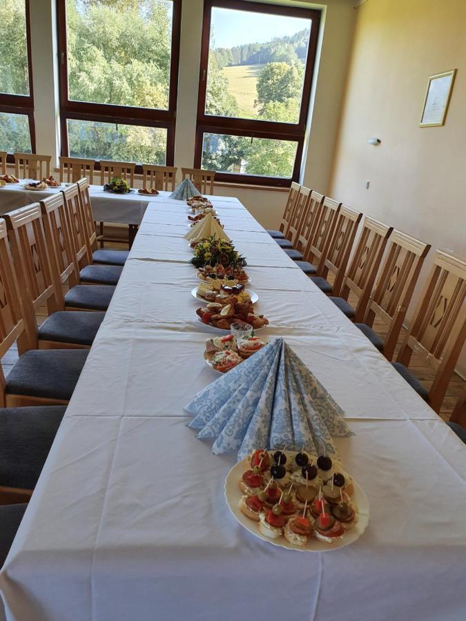 Hotel Zlaty Chlum Česká Ves Екстериор снимка