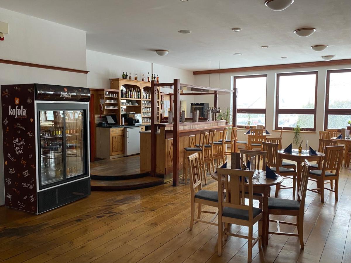 Hotel Zlaty Chlum Česká Ves Екстериор снимка