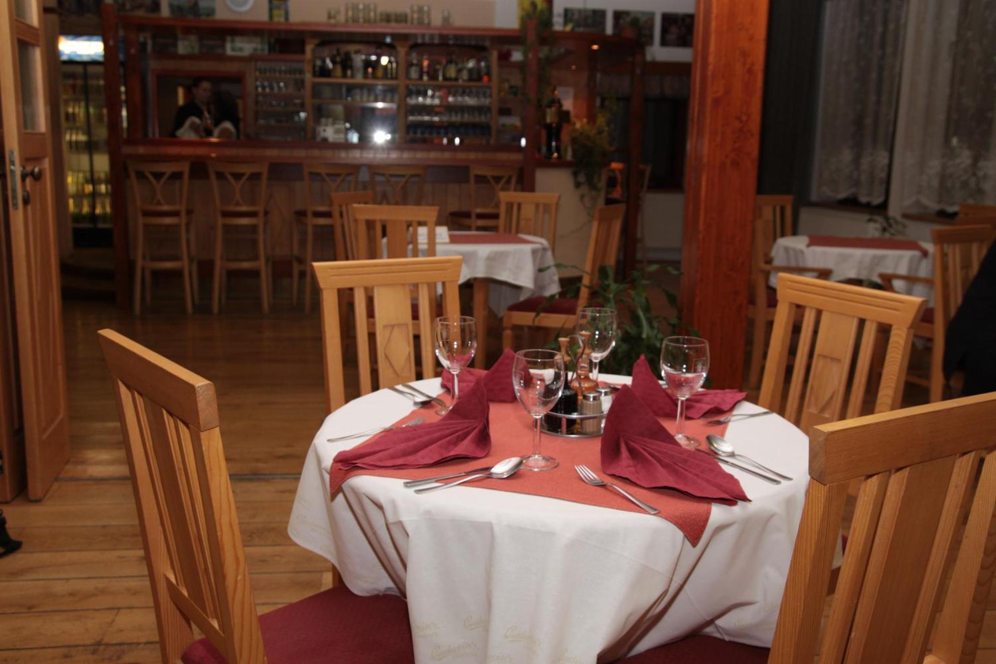 Hotel Zlaty Chlum Česká Ves Екстериор снимка